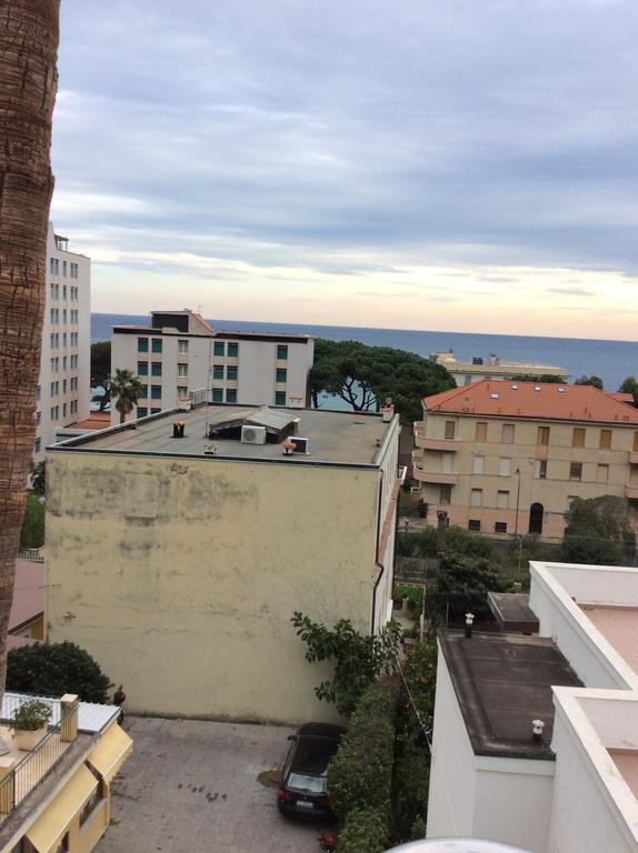 Residence Conchiglia Aparthotel Alassio Exterior foto